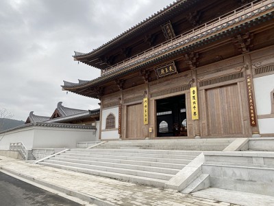 地域特色與文化認同，佛教寺廟中古建筑設計的獨特魅力