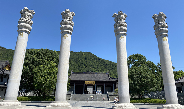 探究古建筑設計在佛教寺廟中的文化符號與現代設計的融合